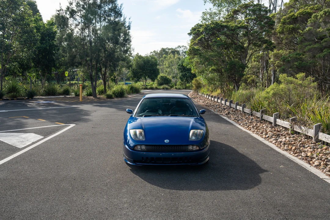 2000 Fiat Coupe - Image 2 of 31