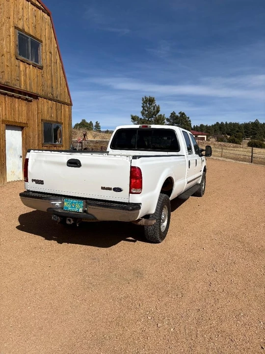 2000 Ford Super Duty 1st Gen - Image 2 of 11
