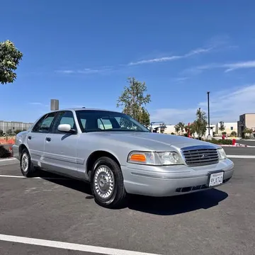 2000 Ford Crown Victoria P71 Police Interceptor