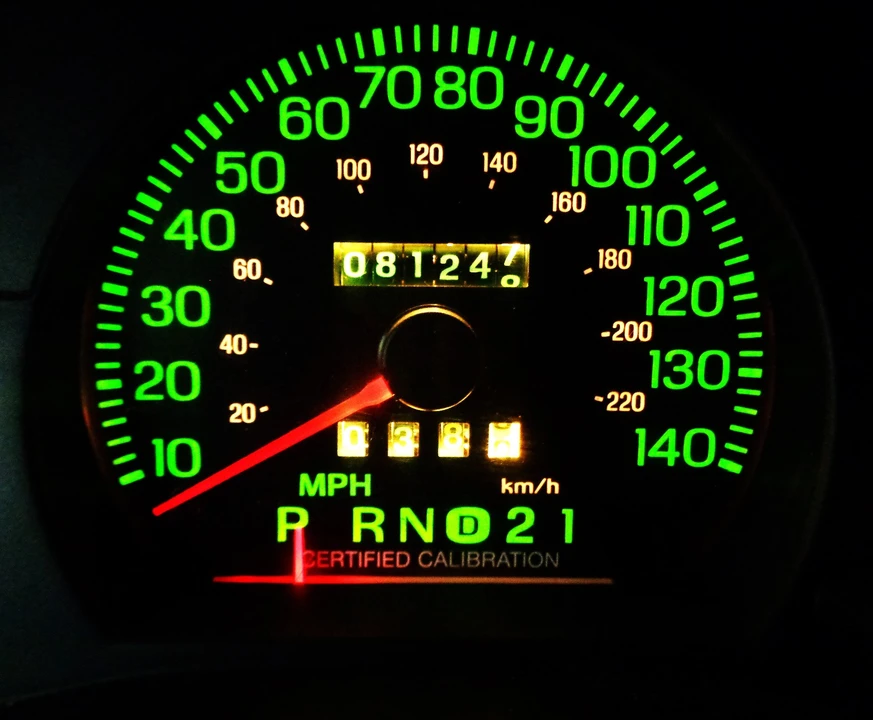 2000 Ford Crown Victoria - Image 19 of 21