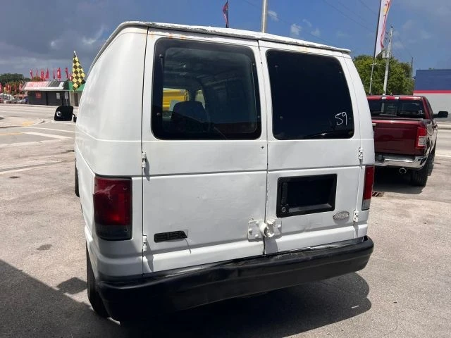 2000 Ford Econoline Van - Image 5 of 9