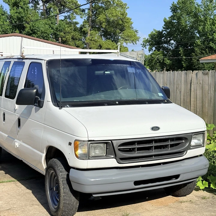 2000 Ford Econoline Van - Image 4 of 5
