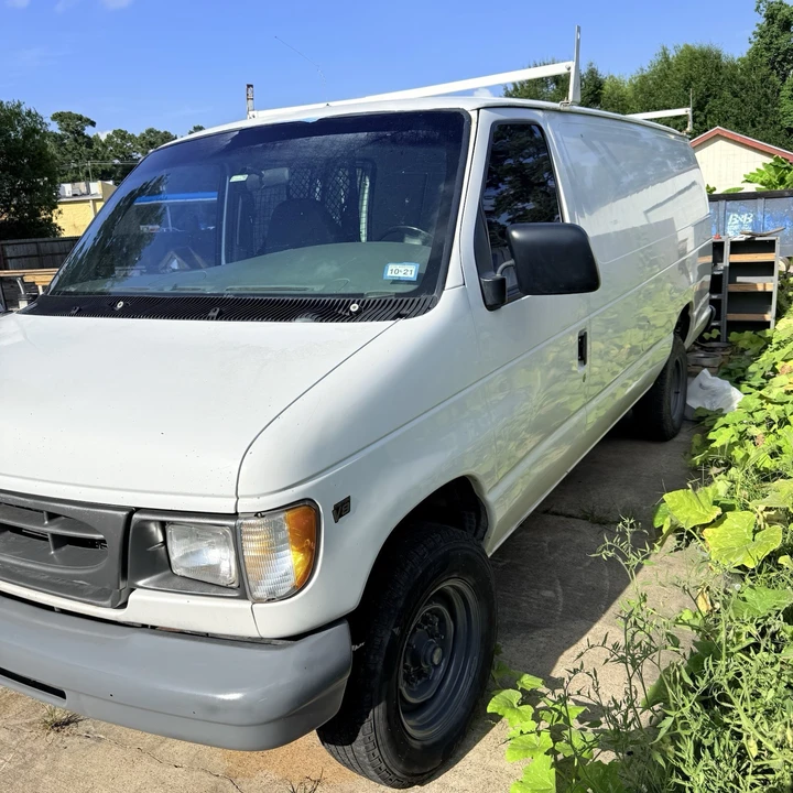 2000 Ford Econoline Van - Image 5 of 5