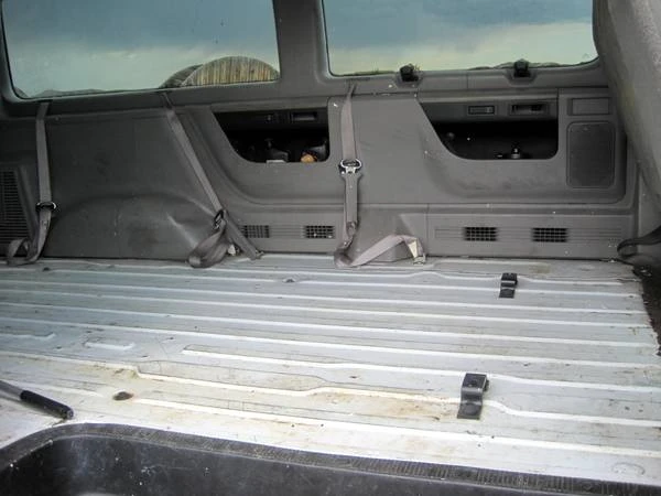 2000 Ford Econoline Van - Image 12 of 13