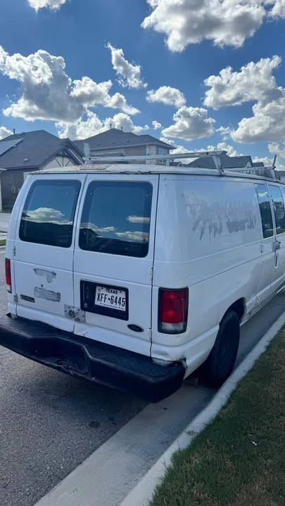 2000 Ford Econoline Van - Image 3 of 3