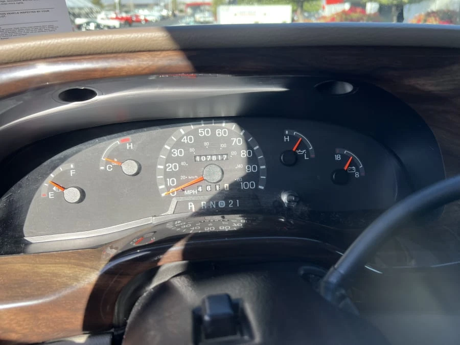 2000 Ford Econoline Van - Image 9 of 12