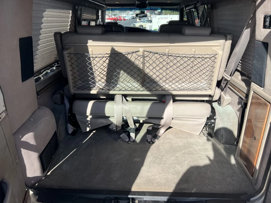 2000 Ford Econoline Van - Image 11 of 12