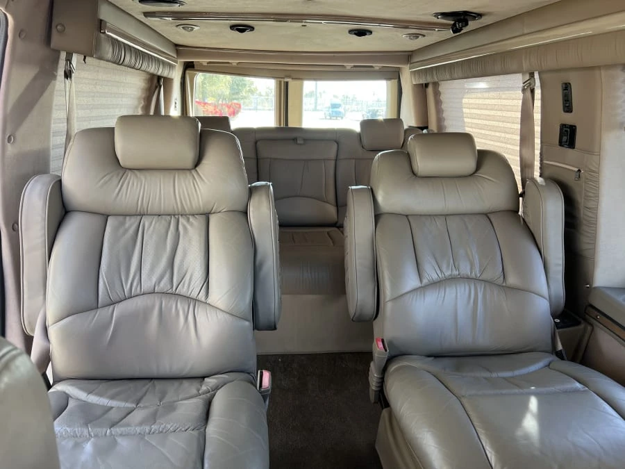 2000 Ford Econoline Van - Image 6 of 12