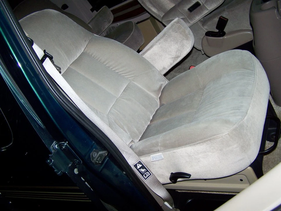 2000 Ford Econoline Van - Image 15 of 22