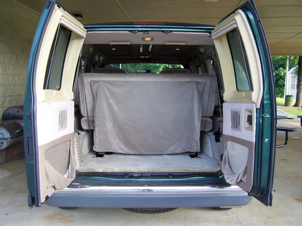 2000 Ford Econoline Van - Image 12 of 22