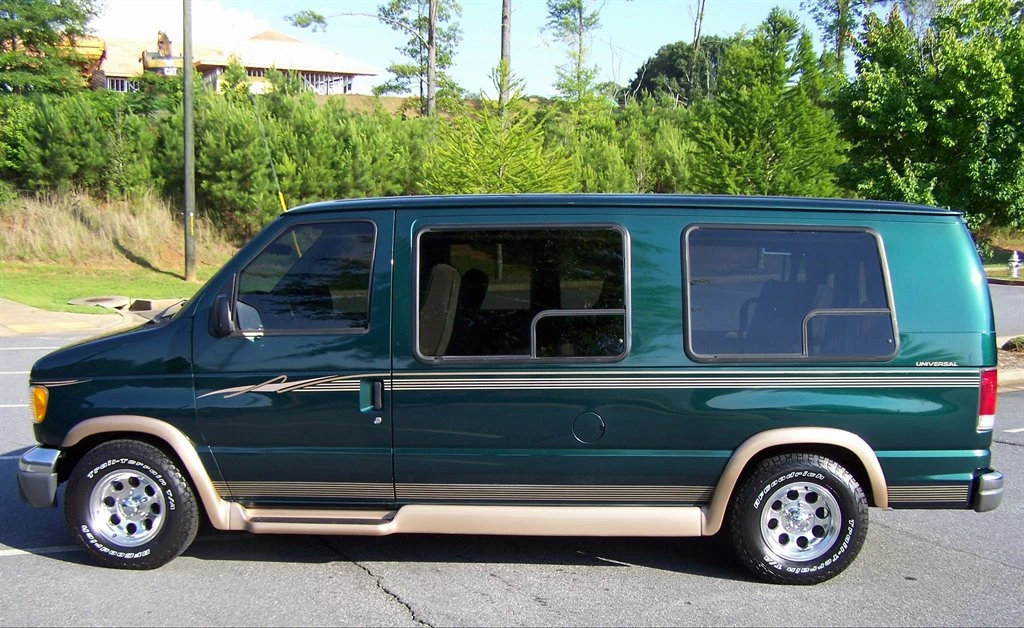 2000 Ford Econoline Van - Image 6 of 22