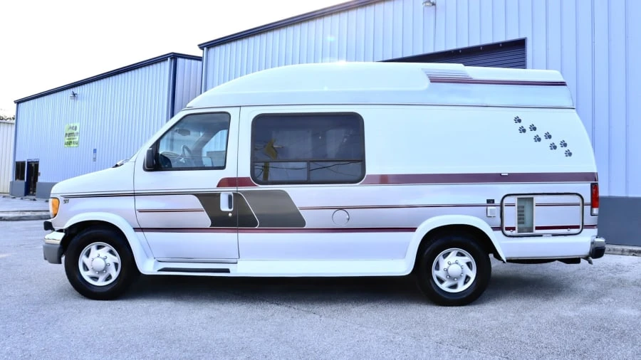 2000 Ford Econoline Van - Image 2 of 20