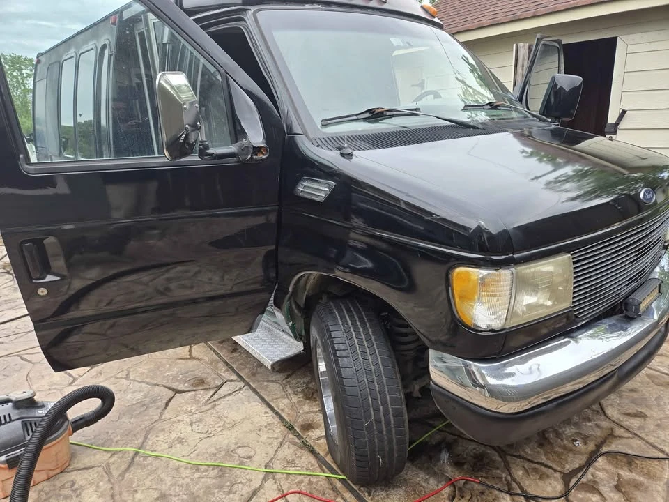 2000 Ford Econoline Van - Image 6 of 7