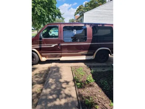 2000 Ford Econoline E-150 Mark III