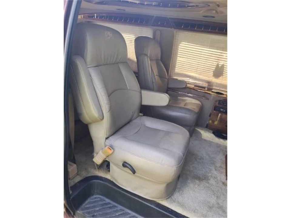 2000 Ford Econoline Van - Image 5 of 11