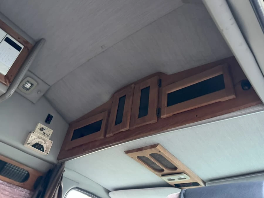2000 Ford Econoline Van - Image 31 of 31