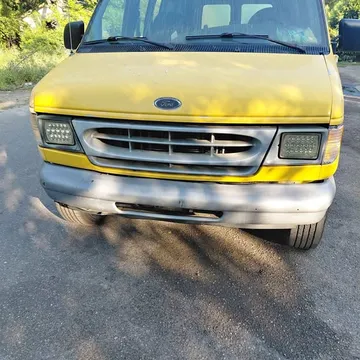 2000 Ford Econoline E250 Cargo Van