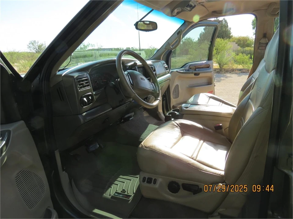 2000 Ford Excursion - Image 23 of 31