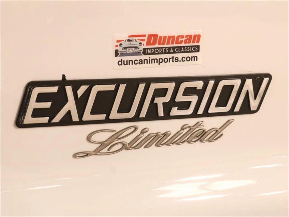 2000 Ford Excursion - Image 13 of 31