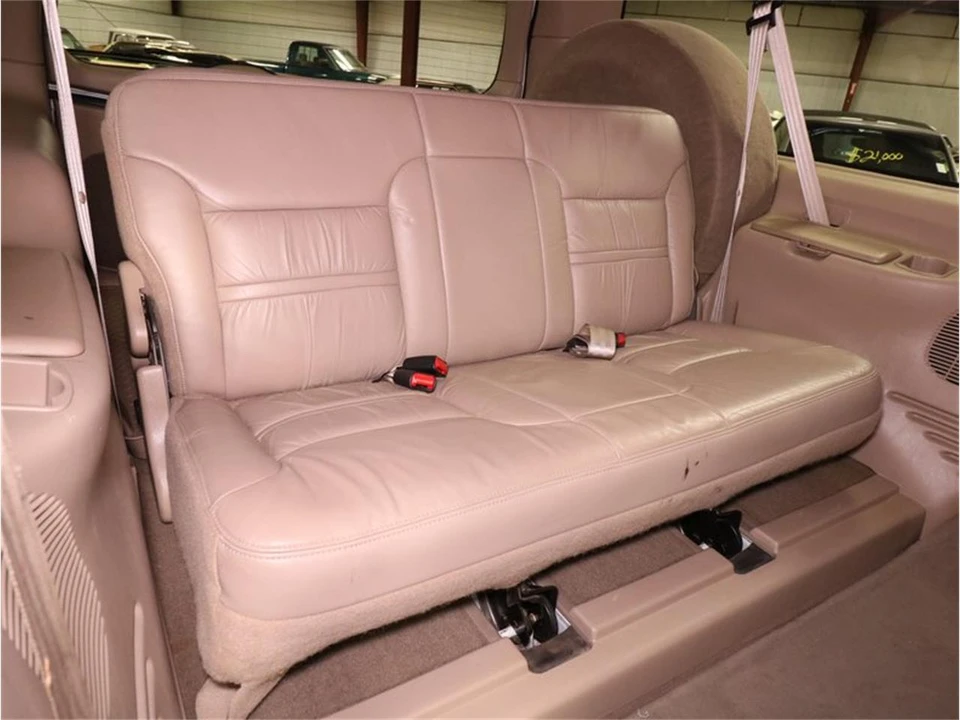 2000 Ford Excursion - Image 31 of 31