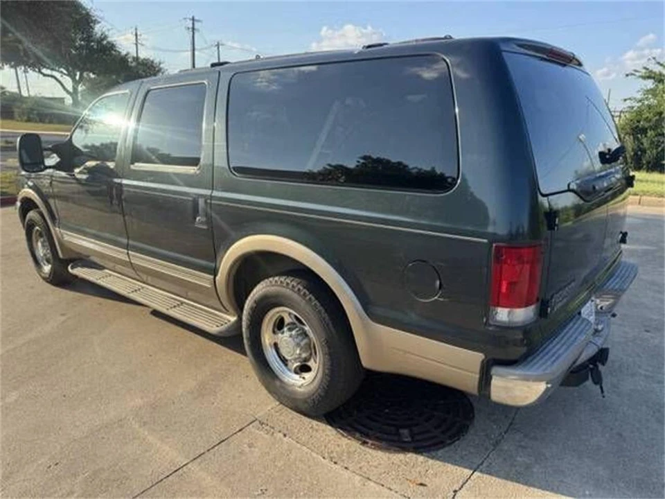 2000 Ford Excursion - Image 2 of 13