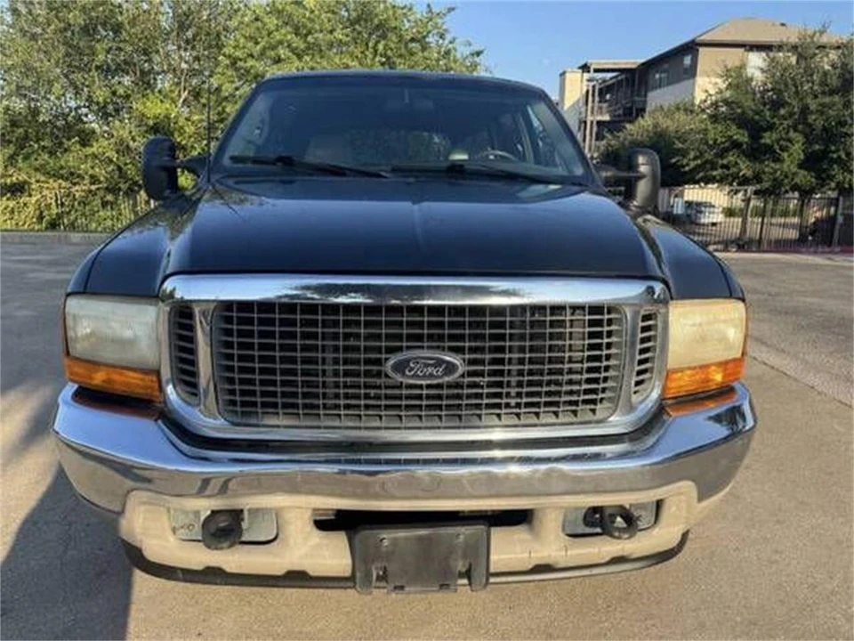 2000 Ford Excursion - Image 12 of 13