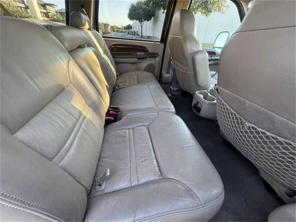 2000 Ford Excursion - Image 9 of 13