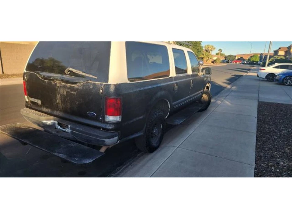 2000 Ford Excursion - Image 12 of 24