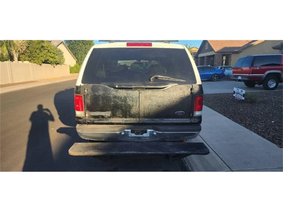 2000 Ford Excursion - Image 13 of 24