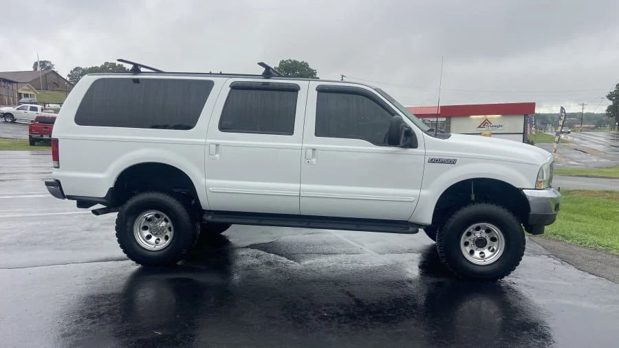 2000 Ford Excursion - Image 2 of 12