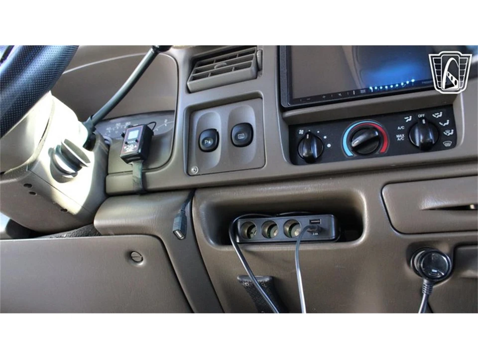 2000 Ford Excursion - Image 16 of 31