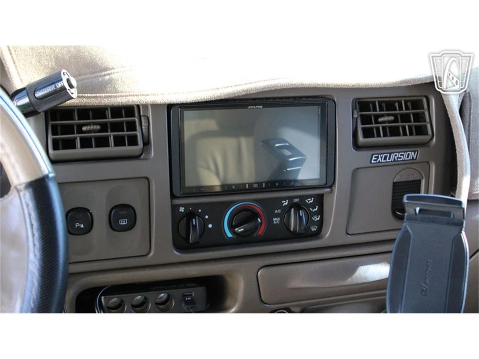 2000 Ford Excursion - Image 6 of 31