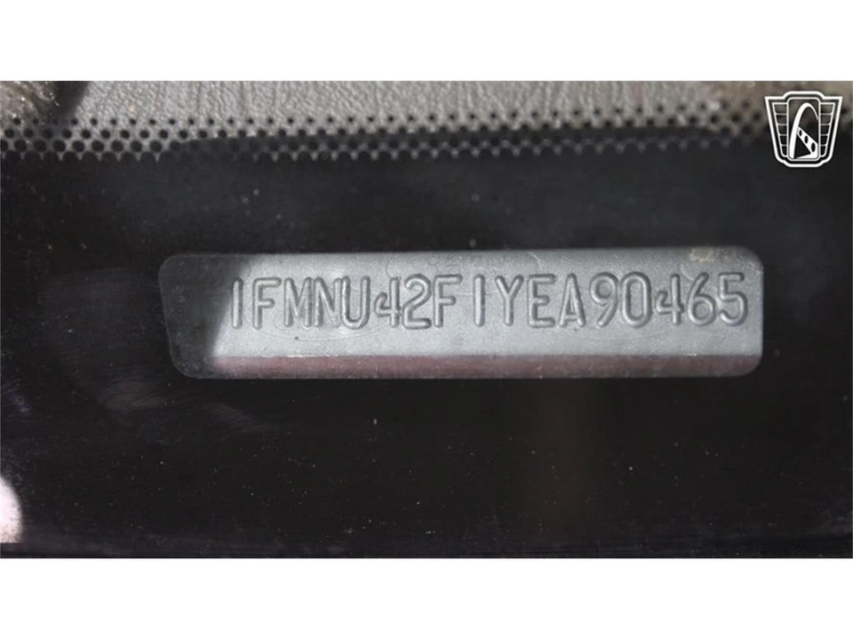2000 Ford Excursion - Image 3 of 31