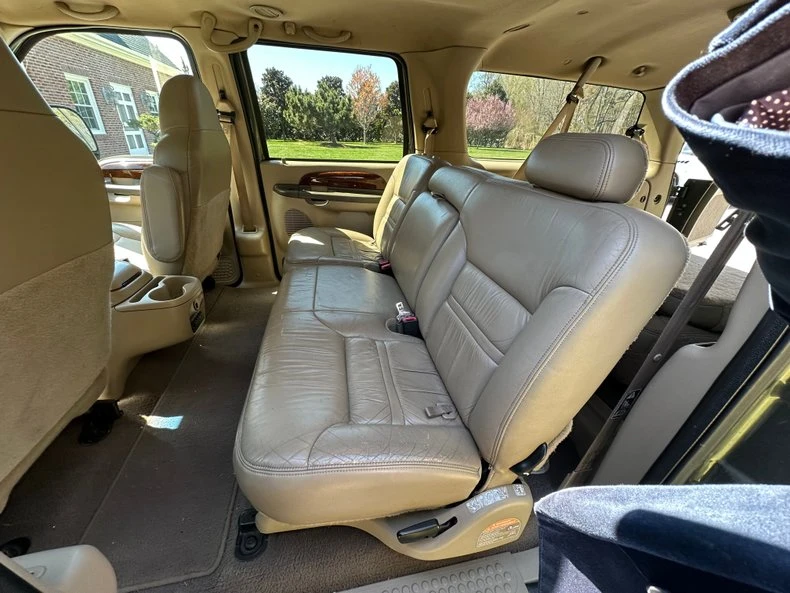 2000 Ford Excursion - Image 9 of 12