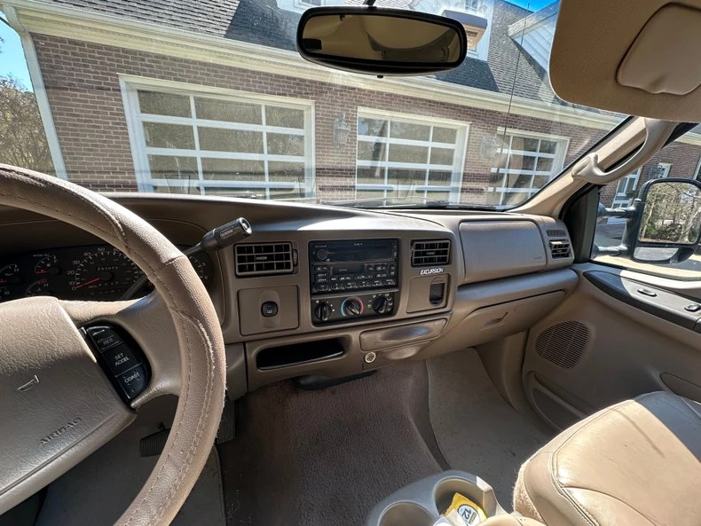2000 Ford Excursion - Image 8 of 12