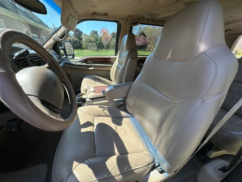 2000 Ford Excursion - Image 5 of 12