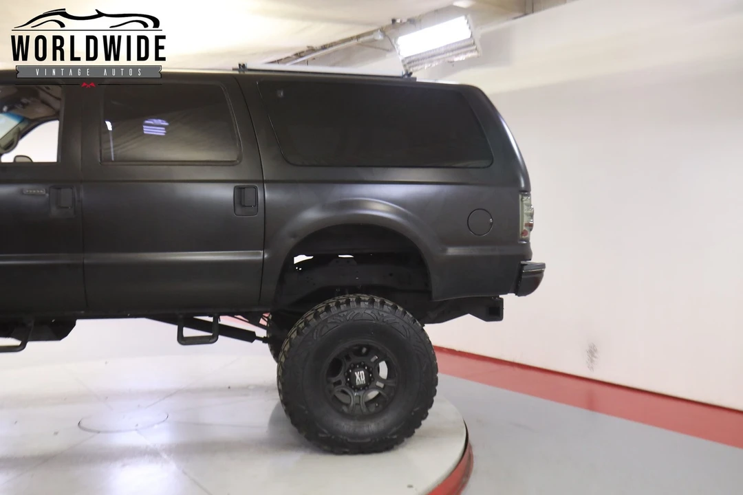 2000 Ford Excursion - Image 10 of 12