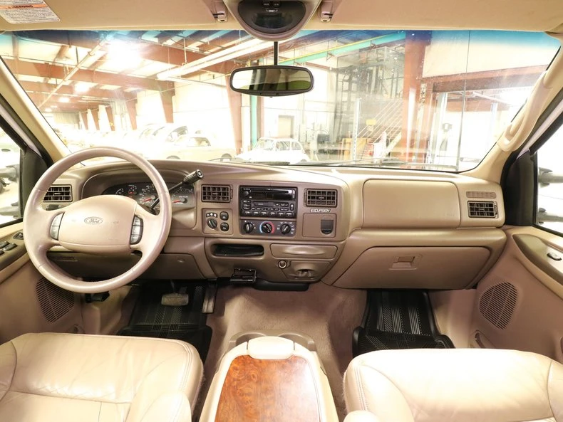 2000 Ford Excursion - Image 23 of 31