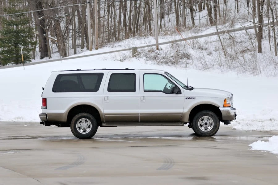 2000 Ford Excursion - Image 2 of 11