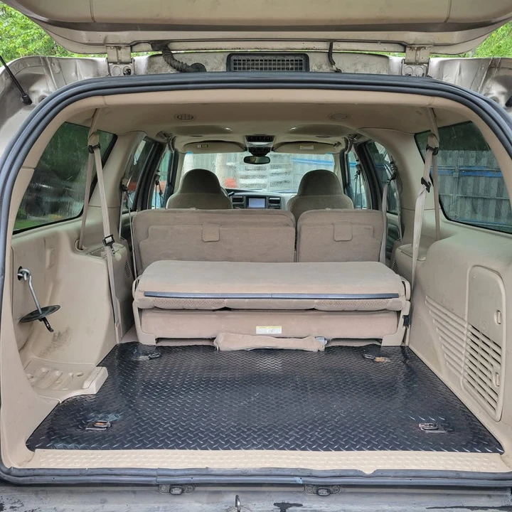 2000 Ford Excursion - Image 8 of 13
