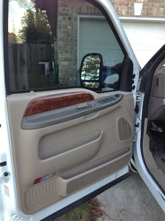 2000 Ford Excursion - Image 9 of 31