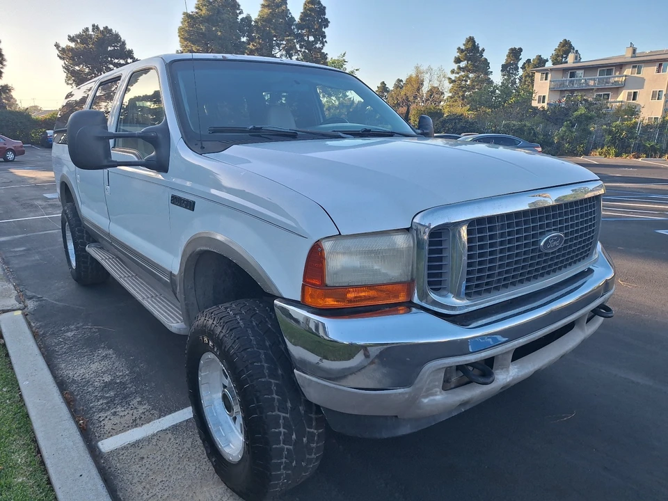 2000 Ford Excursion - Image 4 of 21