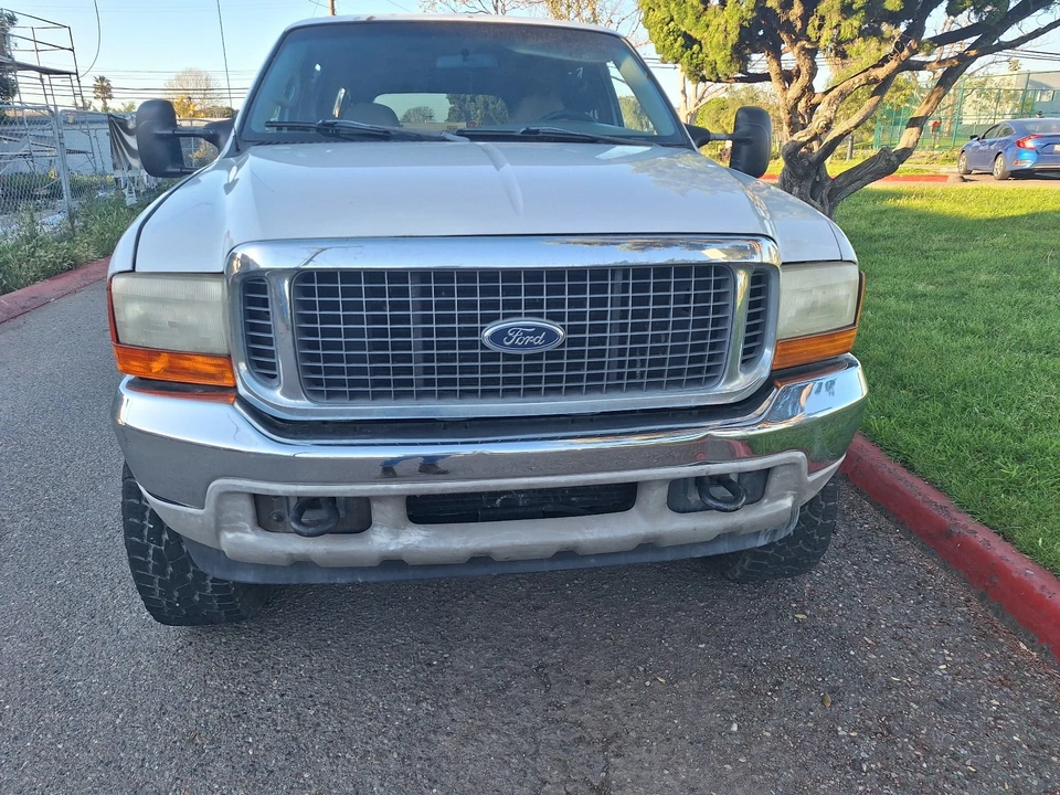 2000 Ford Excursion - Image 12 of 21