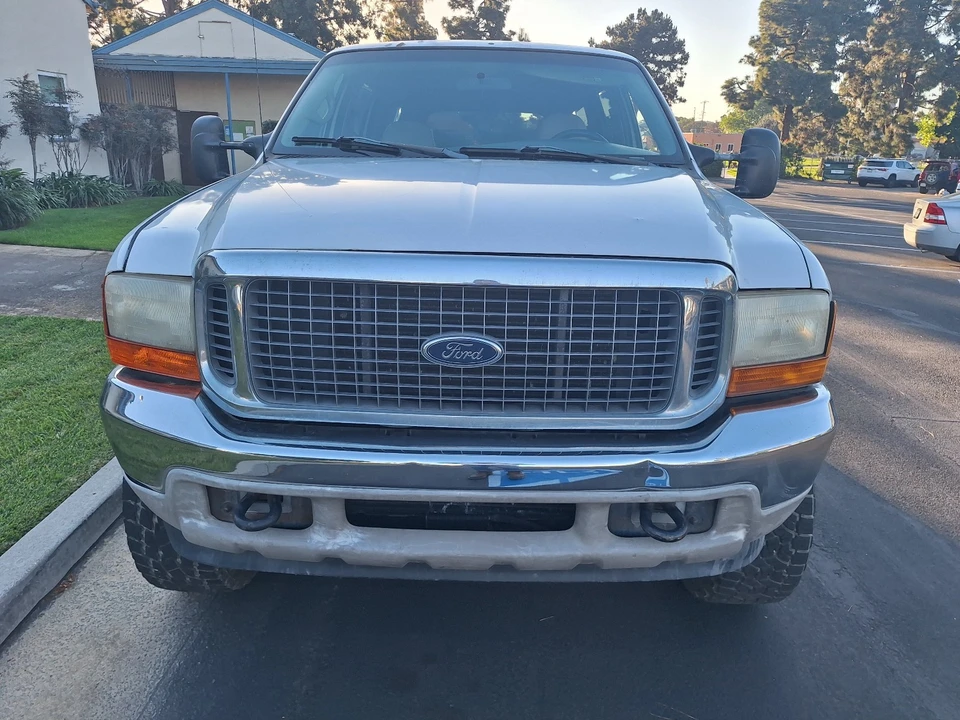 2000 Ford Excursion - Image 5 of 21