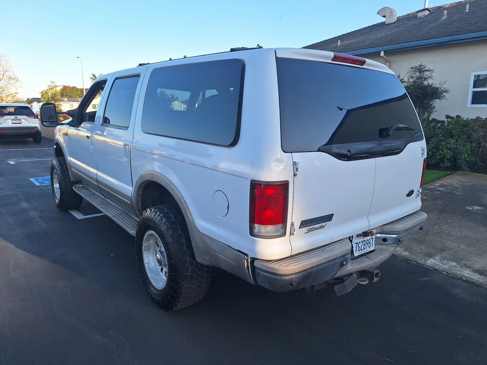 2000 Ford Excursion - Image 7 of 21