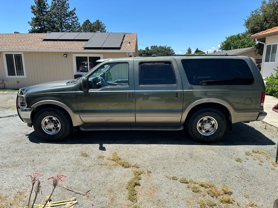 2000 Ford Excursion - Image 3 of 12
