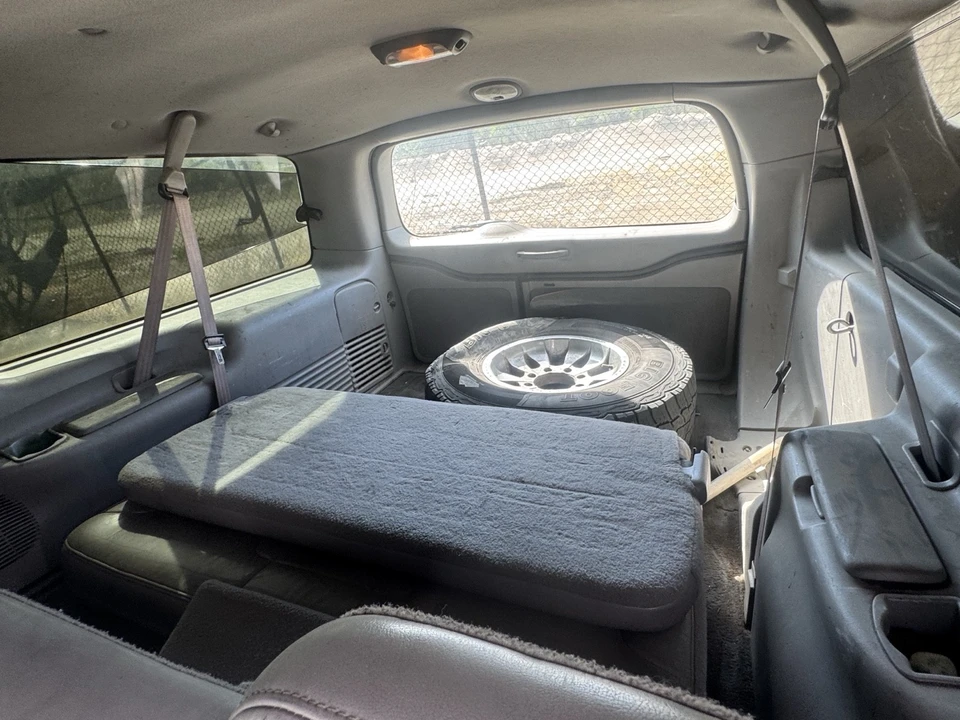 2000 Ford Excursion - Image 8 of 9