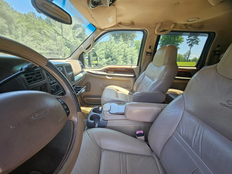 2000 Ford Excursion - Image 11 of 18