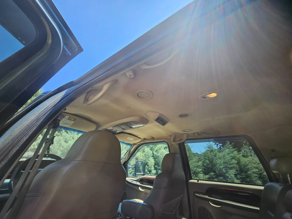 2000 Ford Excursion - Image 7 of 18