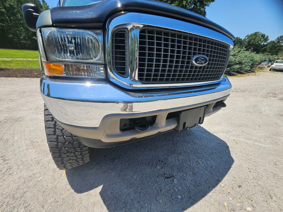 2000 Ford Excursion - Image 3 of 18